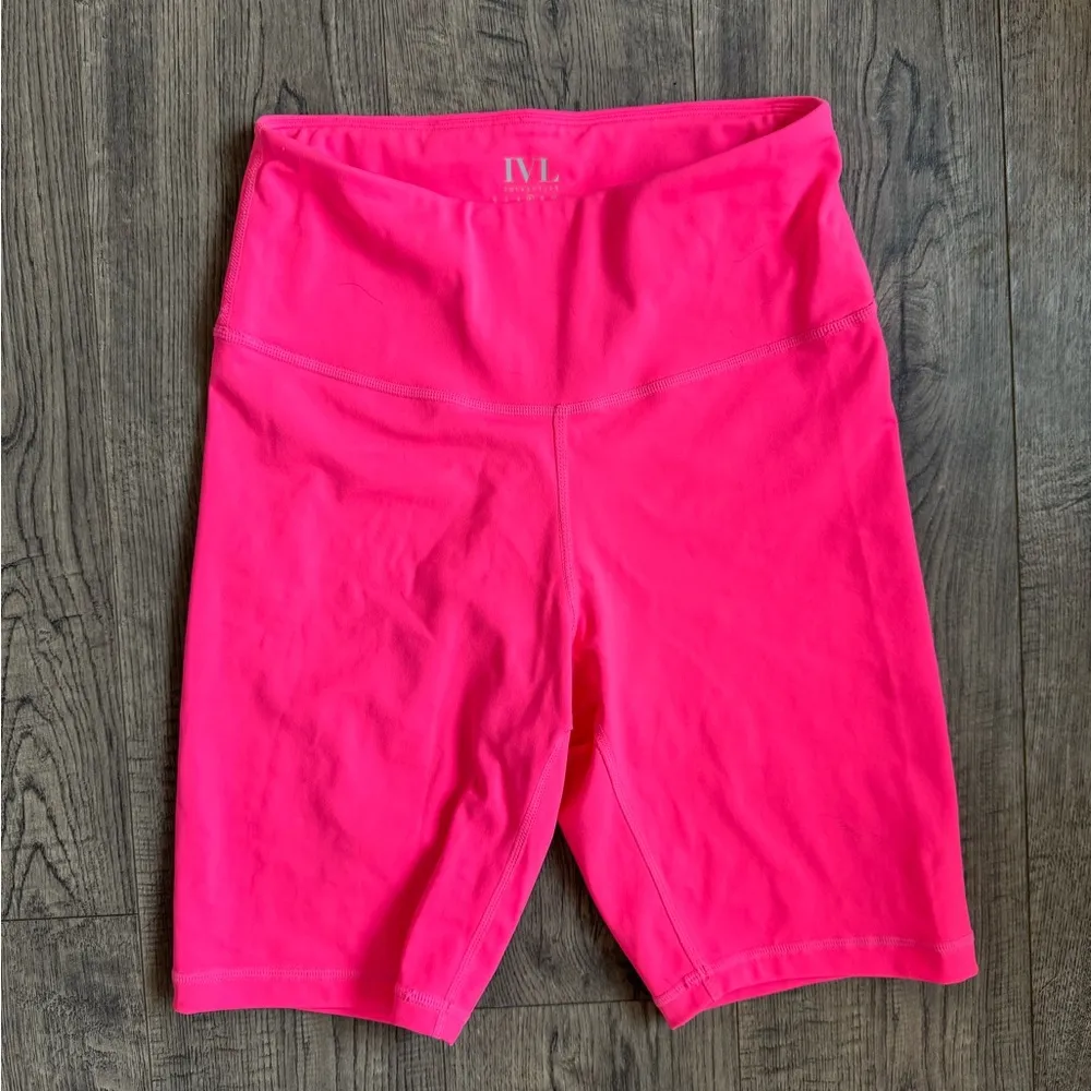 IVL Collective Hydrasculpt Bike Shorts Knockout Pink Size 6 - Image 2