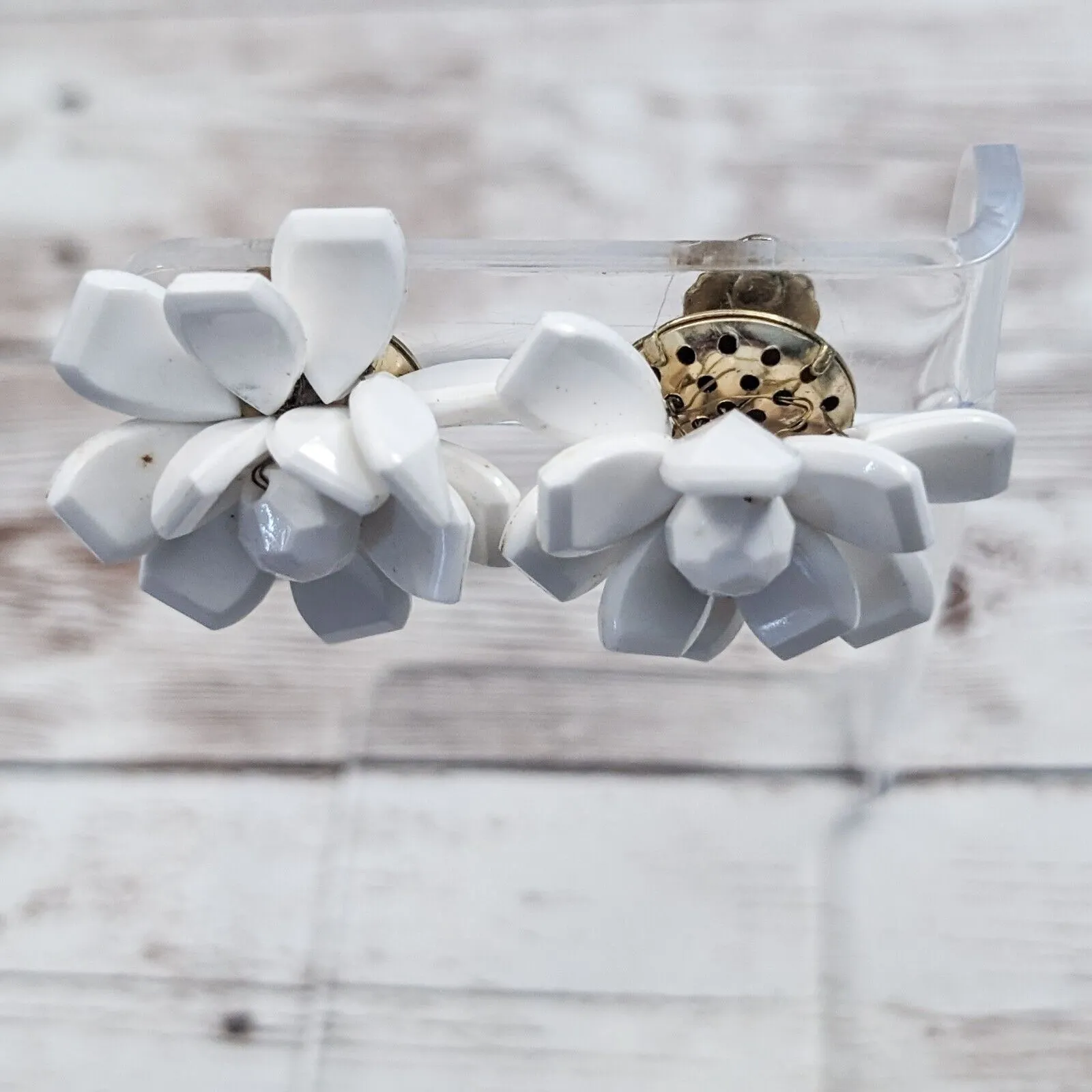 Vintage Clip On Earrings Off White Stamped Hong Kong - Image 4