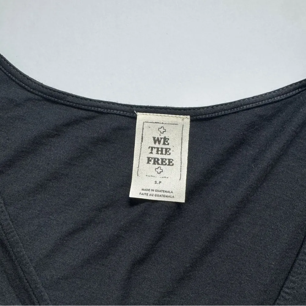 Free People We the Free Knot Me Tee in Black Size Small NWOT - Image 4