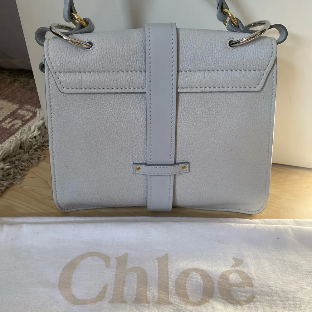 Chloé Aby Medium Leather Shoulder Bag in Sky Blue Adjustable Strap - Image 3