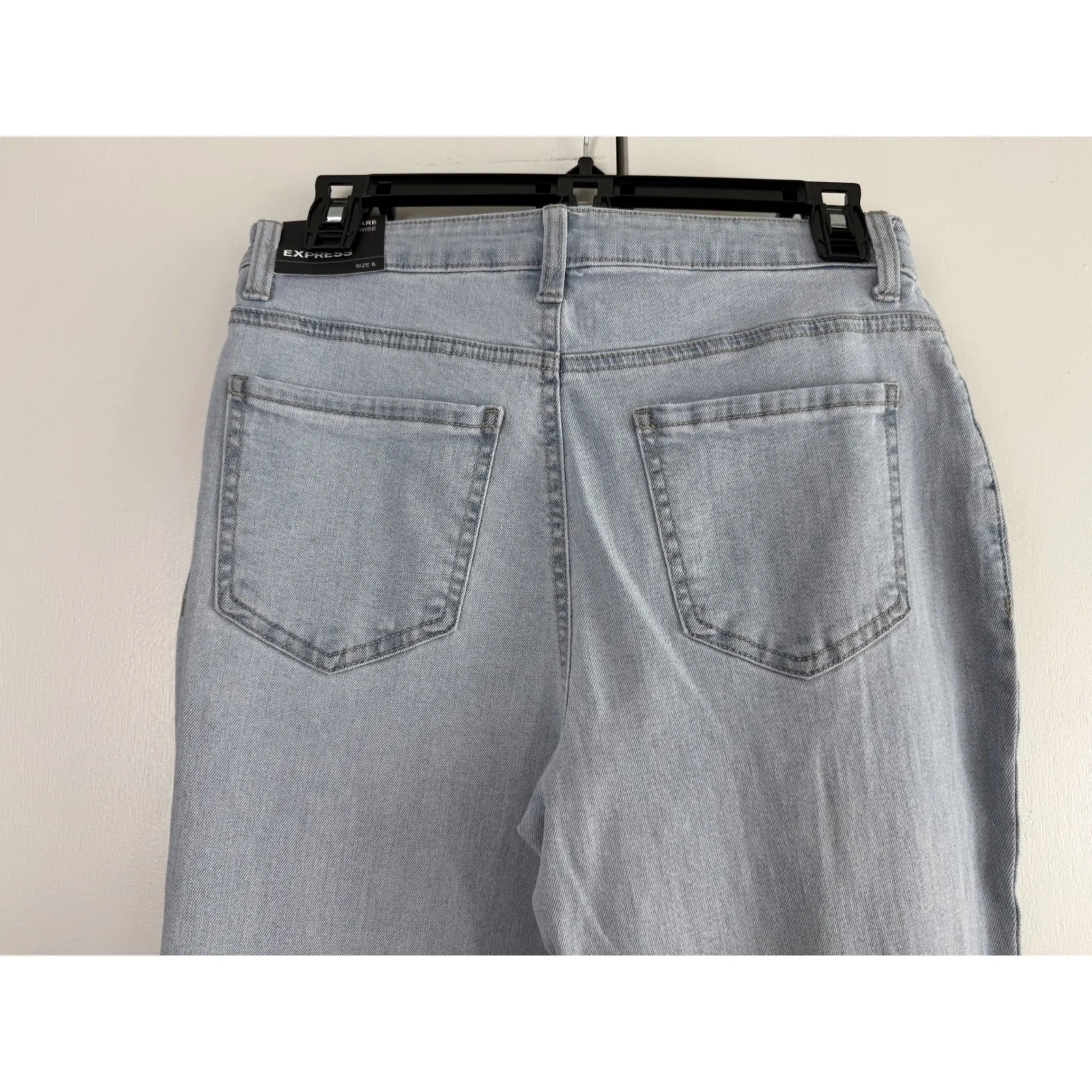 NWT EXPRESS Flare Mid-Rise Ripped Jeans Size 6 | Boho Chic | Streetwear‎ - Image 5