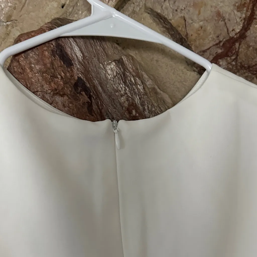 Commense Pleated Hem Mini Dress size small White - Image 4