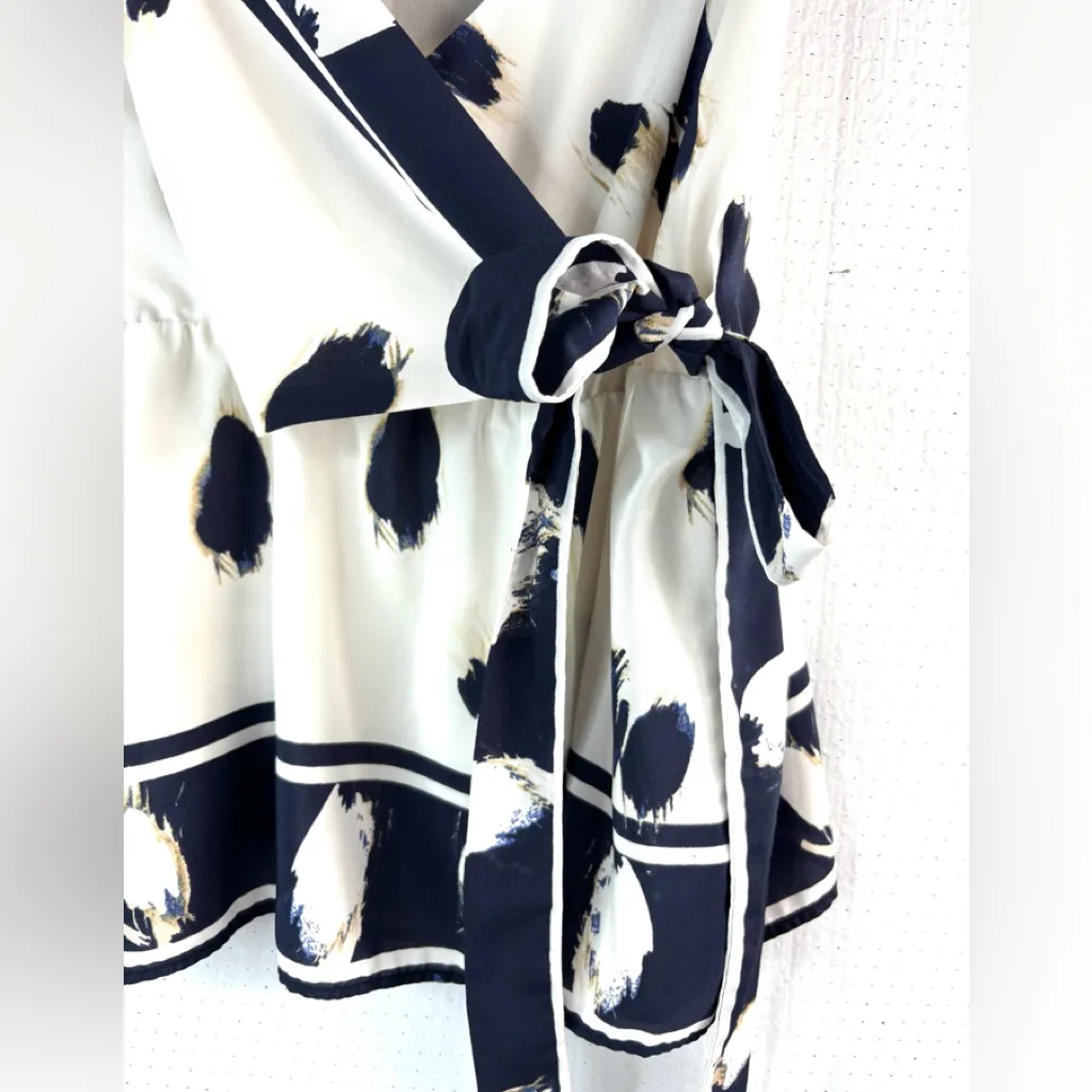 Banana Republic XS Cross Over Side Tie Tank Top in Crème n Black - Image 4