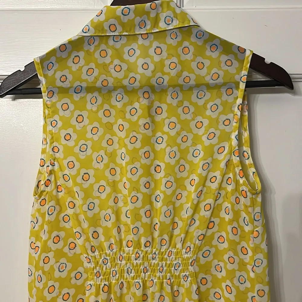 Women’s Sleeveless Flowy Top Yellow - Image 9