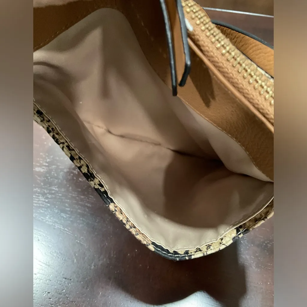 COACH MADISON PYTHON PRINTED NORTH/SOUTH SWING PACK - Image 3