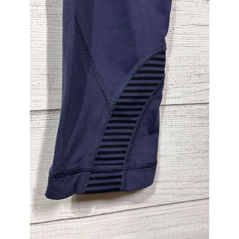 Lululemon Leggings Back Zip Pocket Purple Striped Waistband  Size 4 Woman's Crop - Image 4