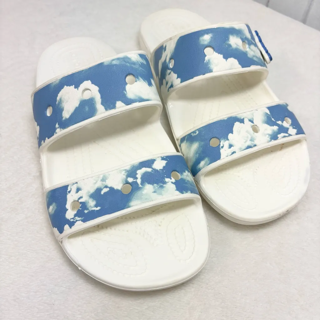 CROCS Blue Sky Pattern Sandals Size 11 - Image 2