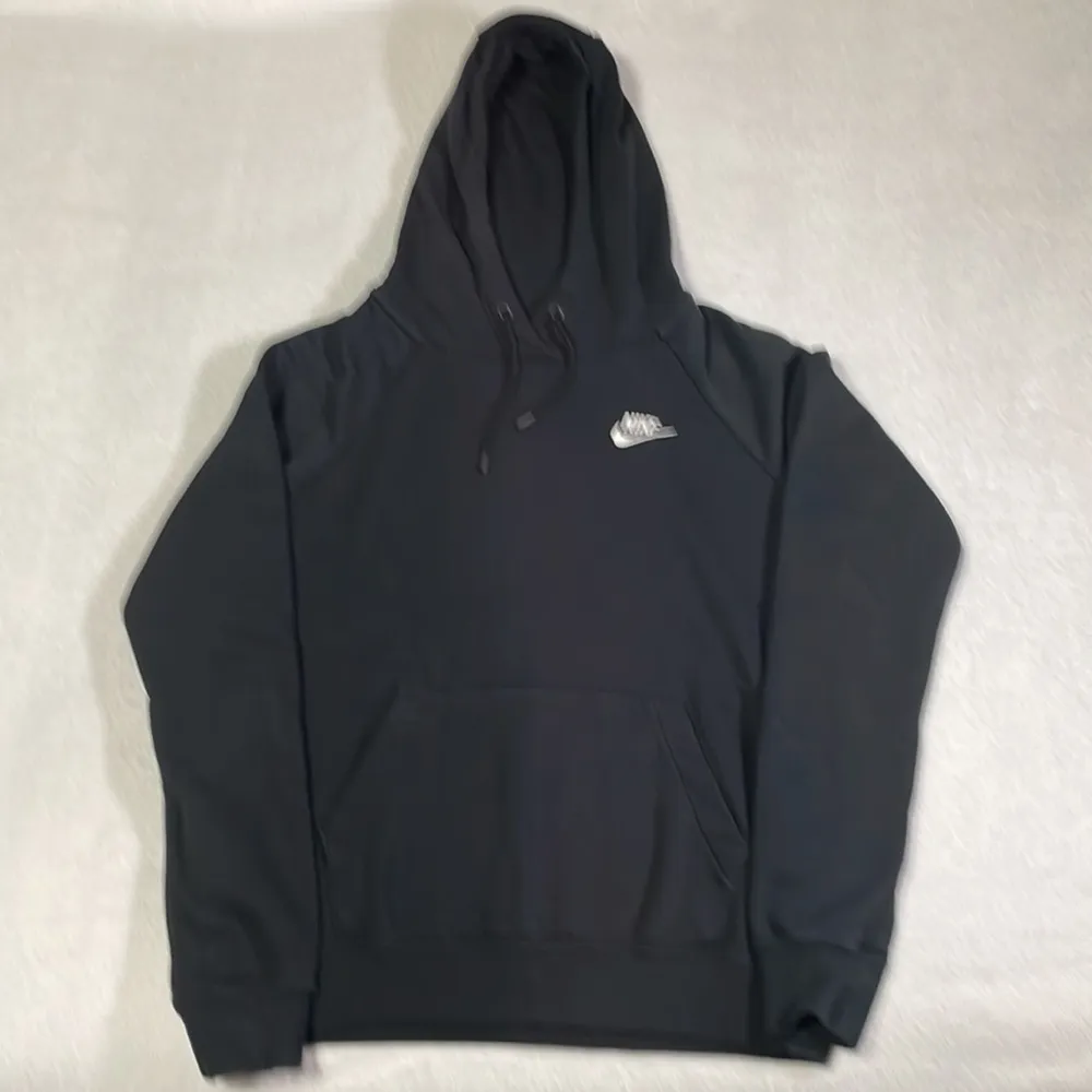 Vintage Nike
Logo Sportswear Essential - Image 4