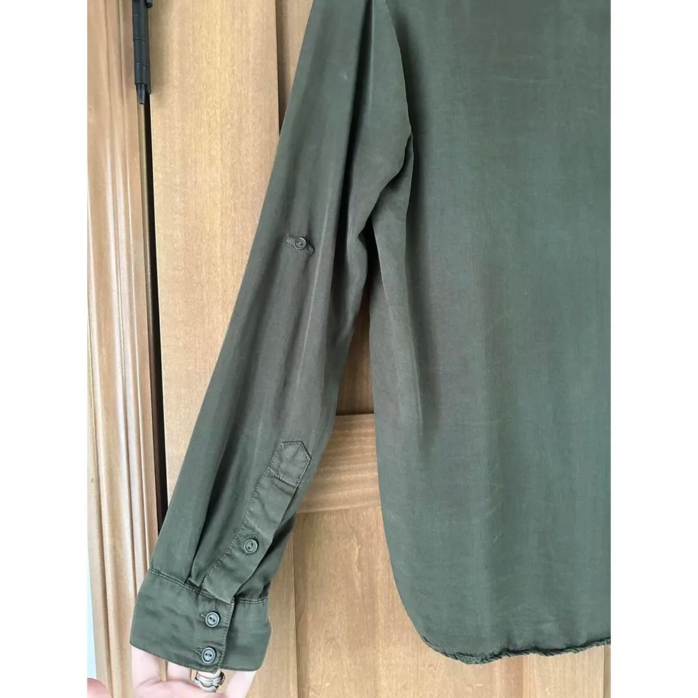 Everly Olive Green Button Down Roll Tab Blouse Women’s size Small​ - Image 7