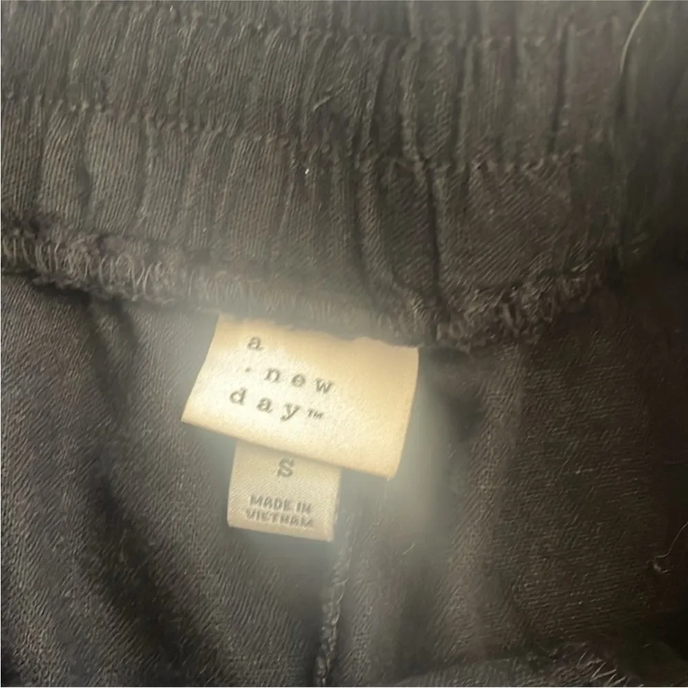 A New Day Size Small Black High-Rise Pull-On Shorts. - Image 5