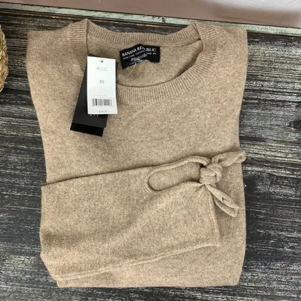 Banana Republic Wool Blend Tan Tie Bow Cuff Sleeve Crew Neck Sweater NEW XS - Image 3