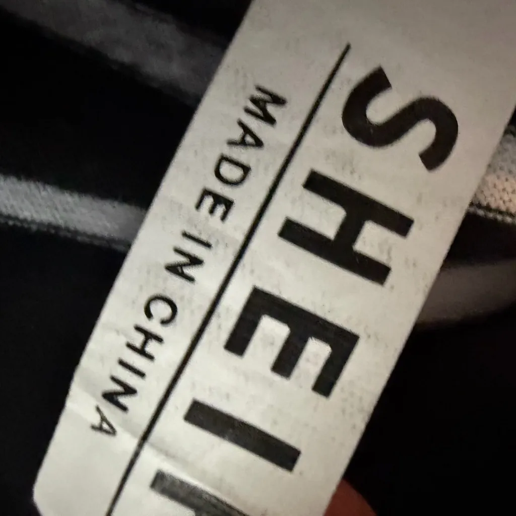 Black and White Striped Midi T-shirt Dress with Side Slits - Size Large - Image 10