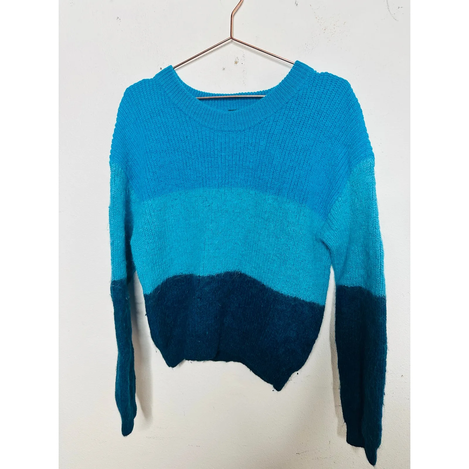 VEDA Blue Ombre Striped 100% Alpaca Wool Long Sleeve Ranch Road Sweater sz M Size M - Image 2