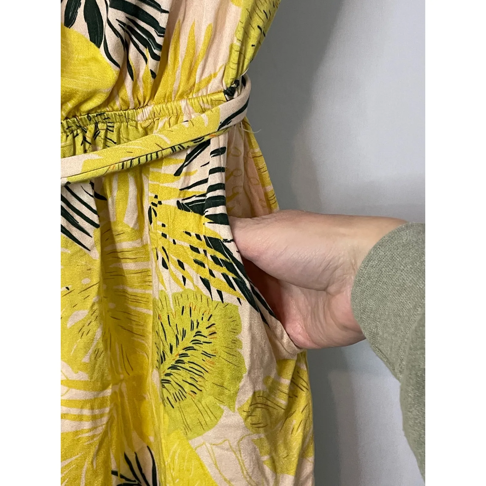 Dress Forum Los Angeles Womens Strapless Wide Leg Jumpsuit Tropical Palm Print M Yellow Size M - Image 6