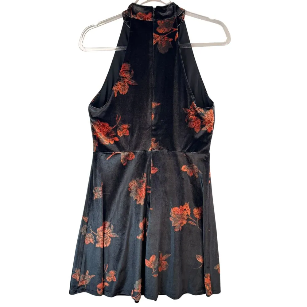 Venus Black Floral Halter Dress Mini Dress‎ Medium Whimsygoth Witchy Bella Swan - Image 2