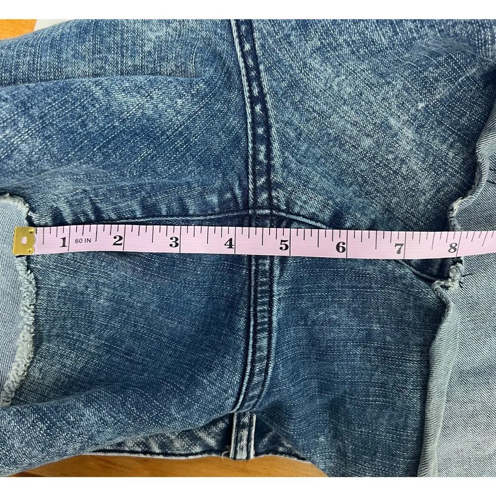 Torrid Womens Acid Wash Jean/Denim Cut-Off Distressed Shorts 22 5-Pocket Stretch - Image 9