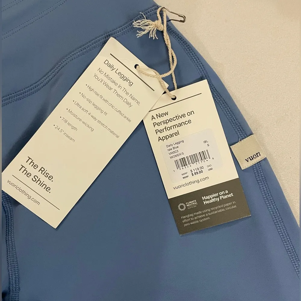 NWT Vuori Daily Leggings Isle Blue Breathelnteock Size S - Image 10