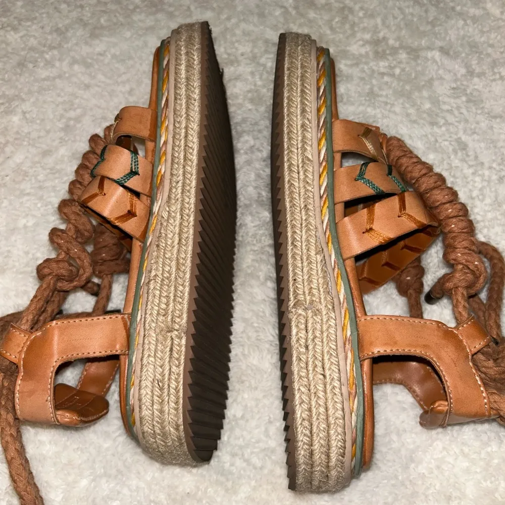 Farm Rio Sand Rope Tie Vegan Leather Tropical Platform Sandal Size‎ 6 - Image 4