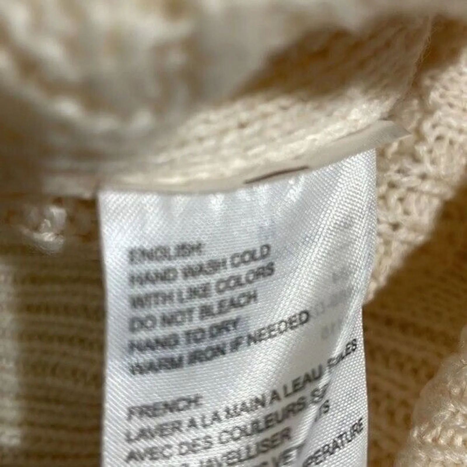 Elodie Women's Pointelle Knit Pullover Beige Sweater NWT Size Medium - Image 10