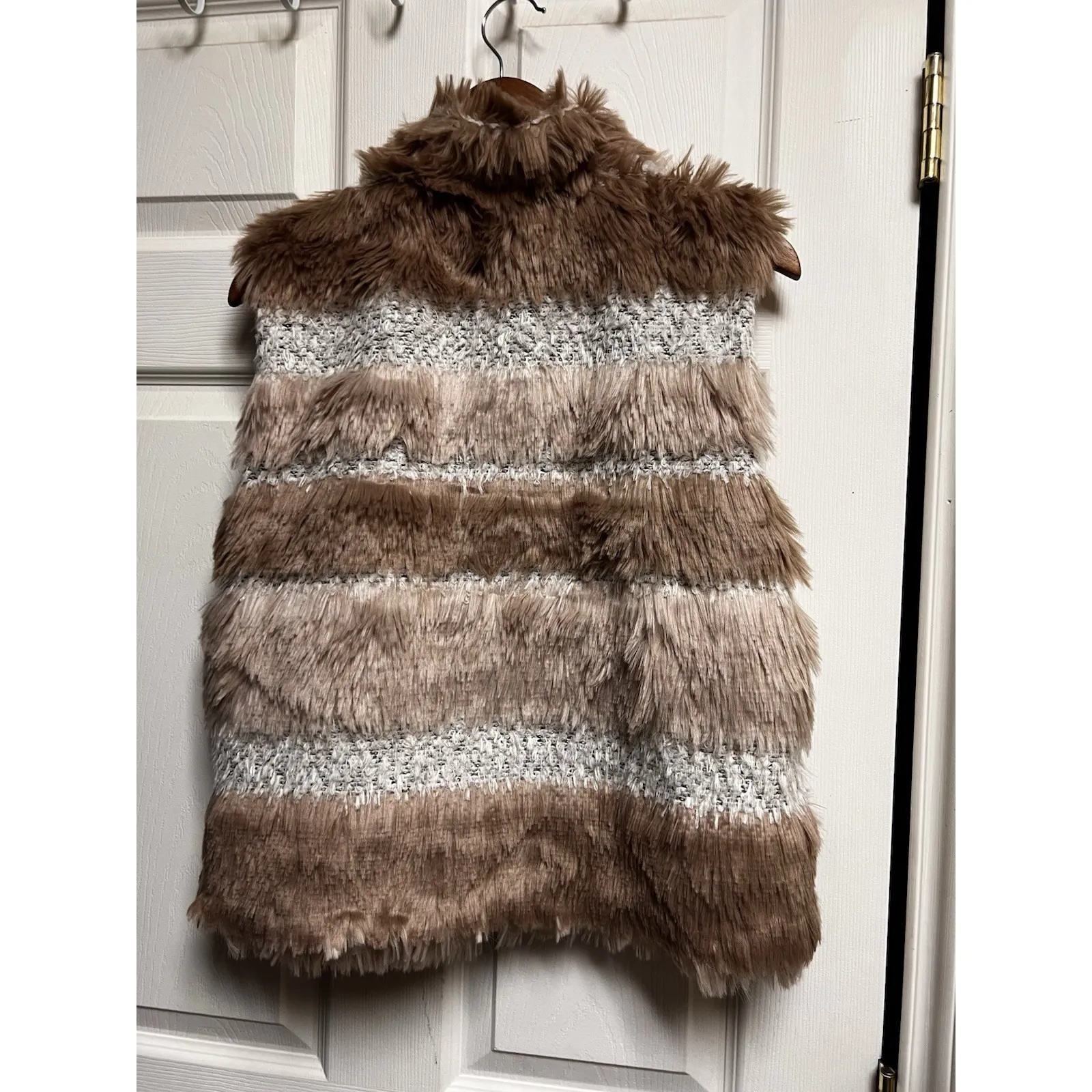 034-007‎ Dylan Los Angeles Faux Fur Vest Womens L Brown Soft Open Front - Image 2