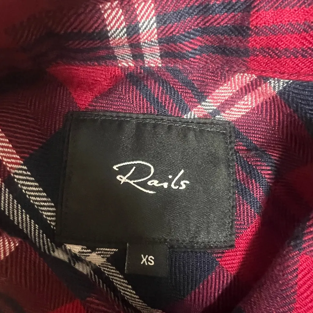 Rails Hunter Plaid Cherry Navy White Button Up Shirt Size XS Soft - Image 10