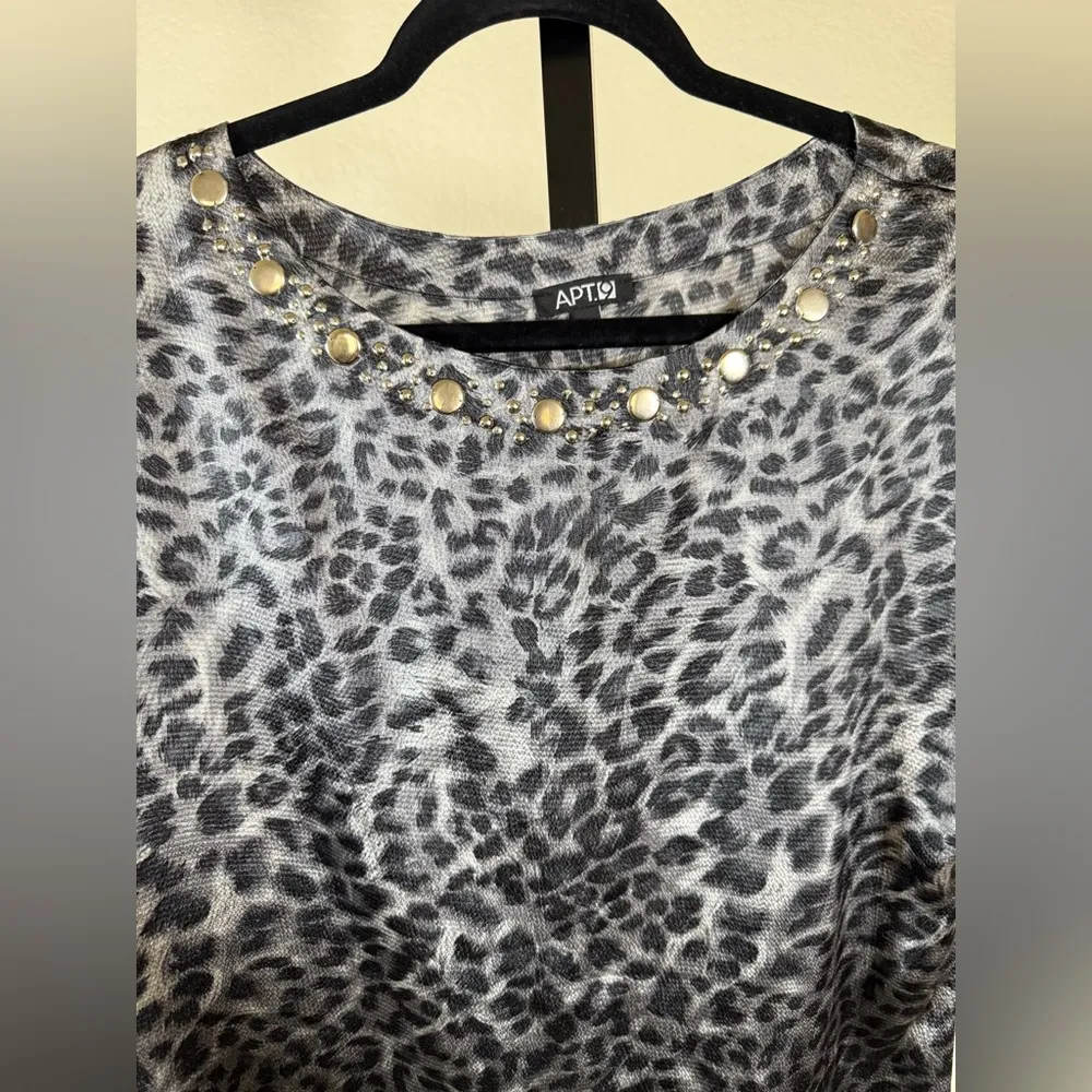 APT 9 M Metallic Leopard Print Blouse Studded Neckline Trendy Glam Rock Black - Image 7