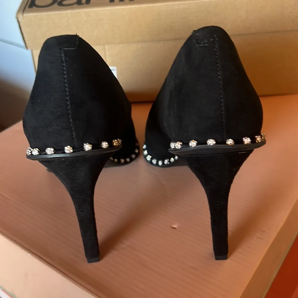 Bar III Binsa Ball-Chain Pumps Black Micro Suede 5M - Image 4