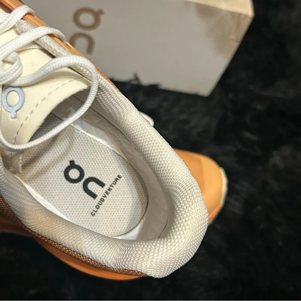 ON CLOUDVENTURE orange hiking athletic training lace up shoes sneakers sz 9 new - Image 6