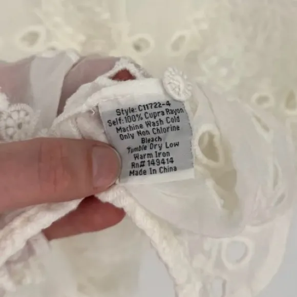 Johnny Was Marietta Short Sleeve Eyelet Button Down Shirt White Medium Spring - Image 10