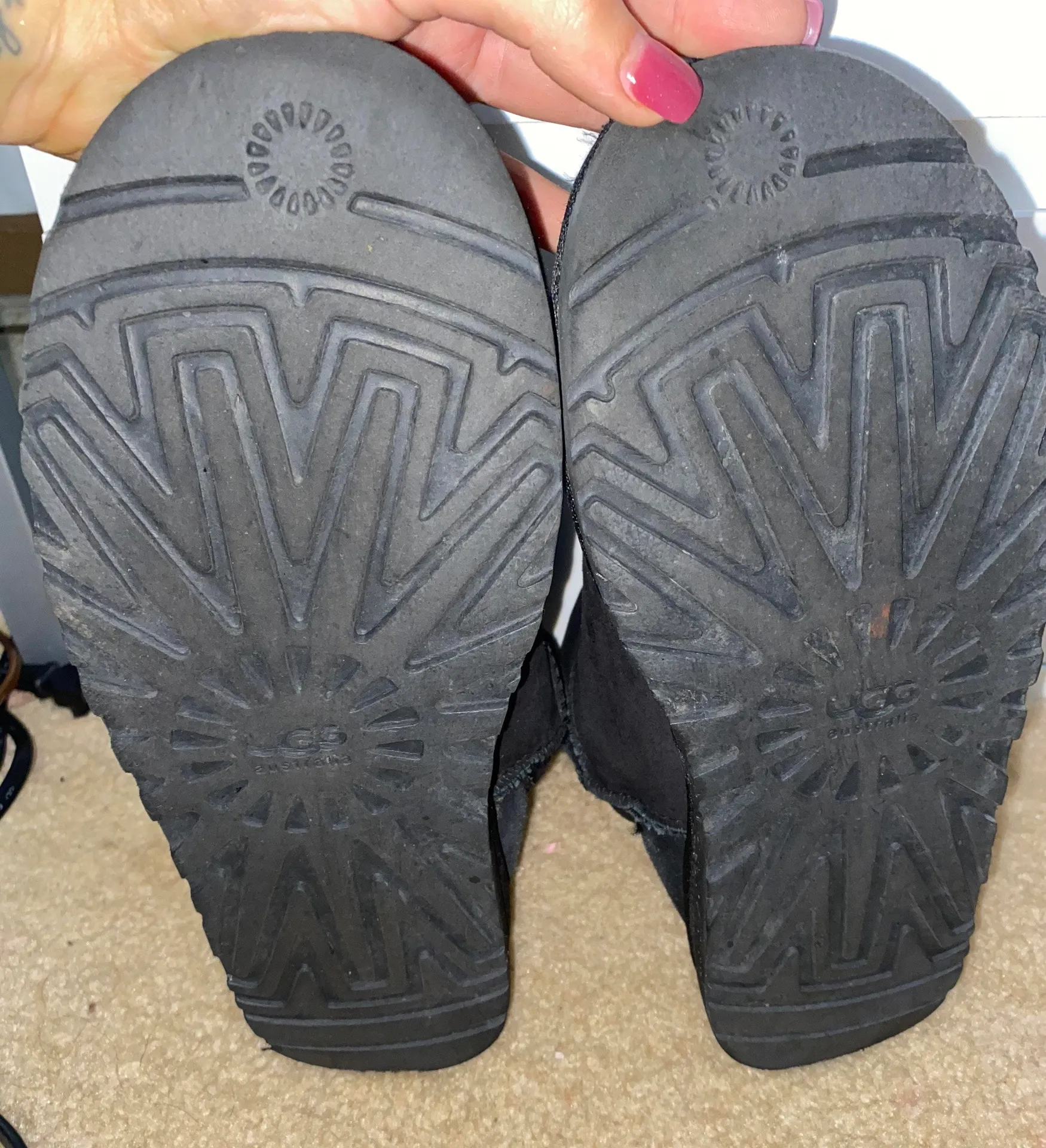 UGG Classic Mini Boot - Image 4