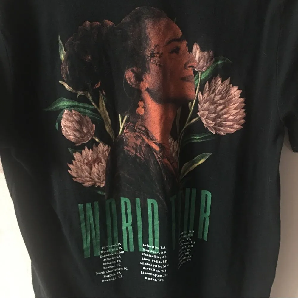 Lauren Daigle Black Tour Merch Tee Size S EUC - Image 6
