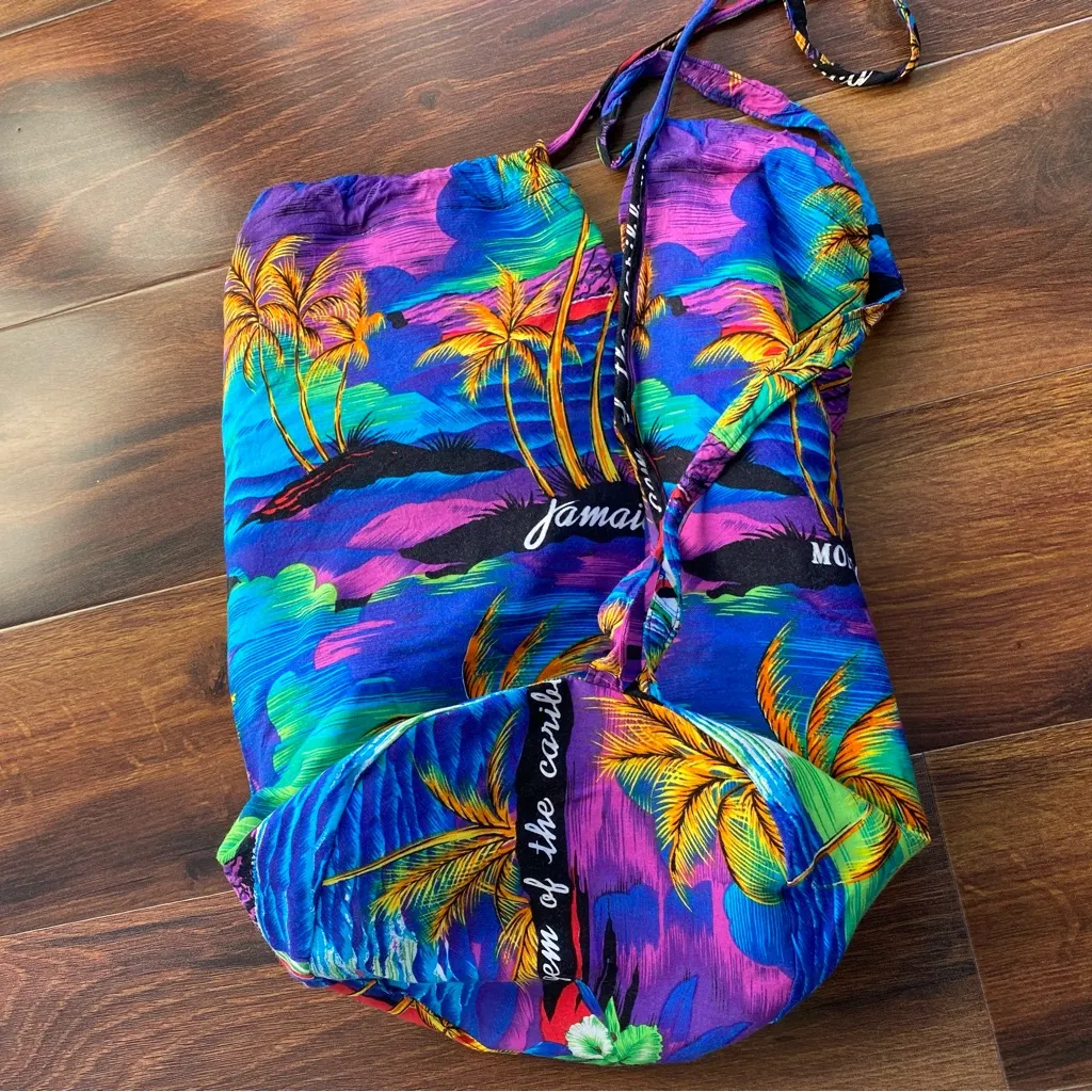4/$20 Jamaica Caribbean Drawstring Lined Bucket Bag - Image 7