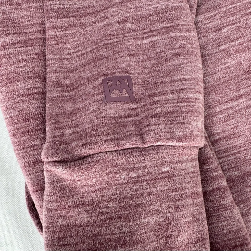 Avalanche 1/4 Zip Pullover Long Sleeve Medium - Image 6