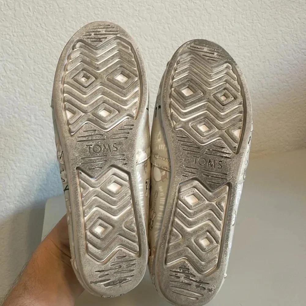 TOMS all that jazz size 7 shoes - Image 4