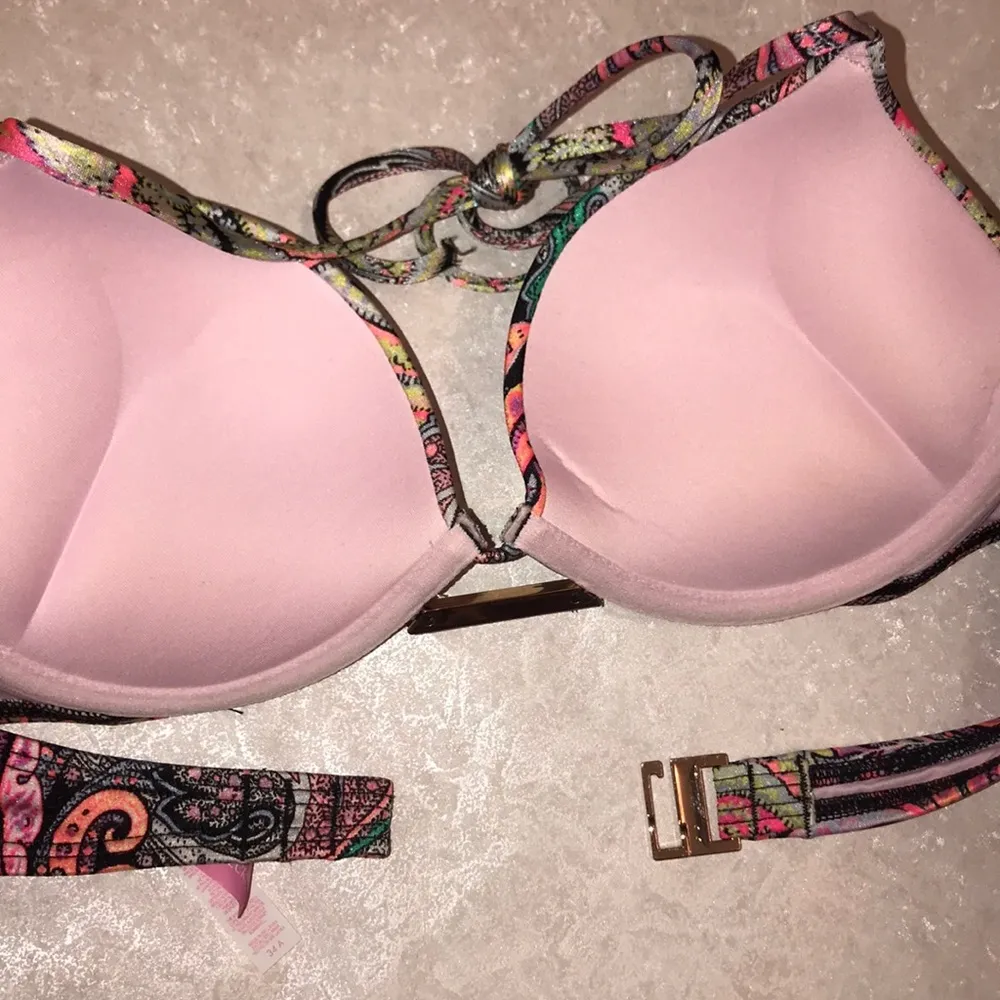 - 34B- VICTORIA'S SECRET Swim 'Bombshell' Add-2-C… - Image 5