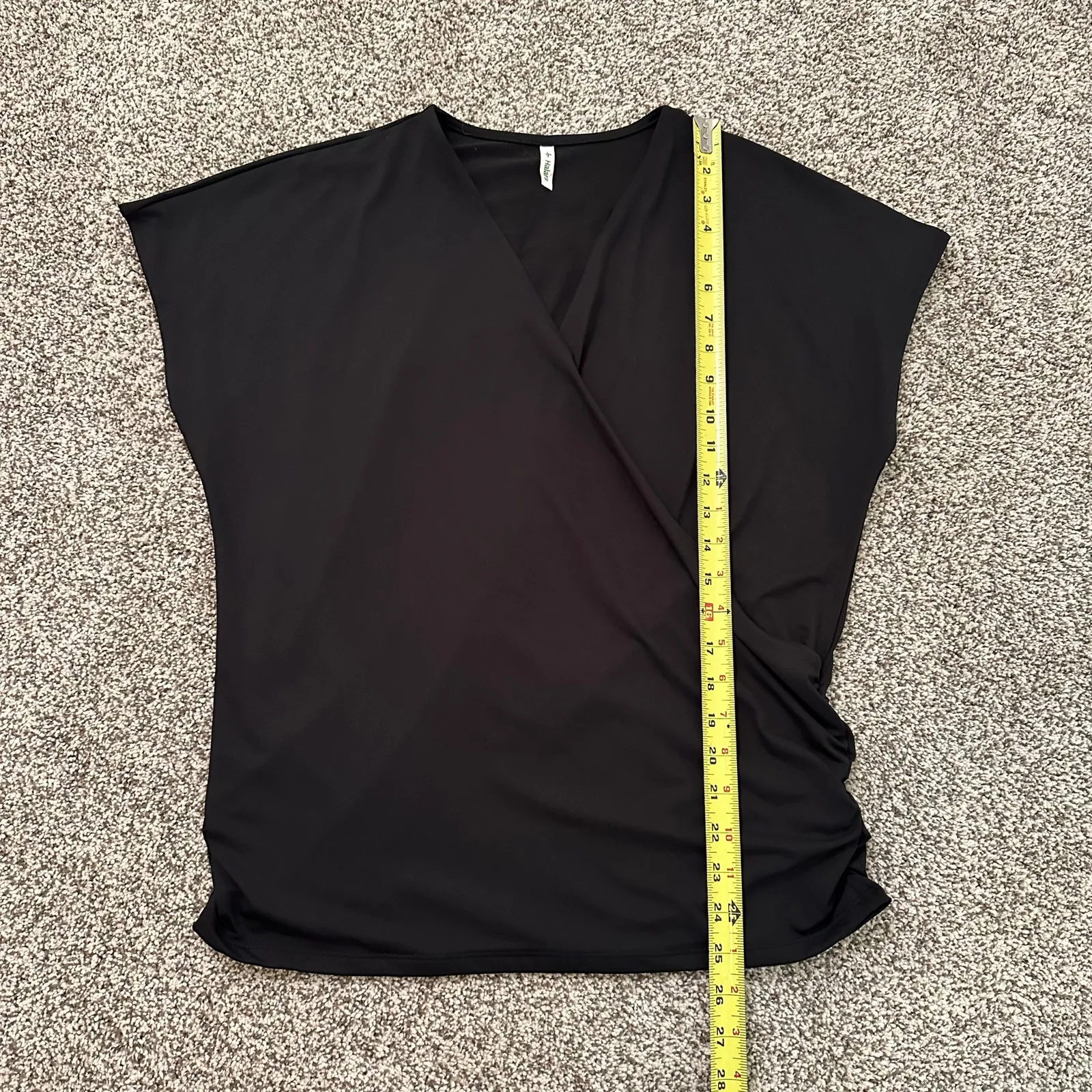 Halara black short sleeve wrap-front top size L NWT - Image 12
