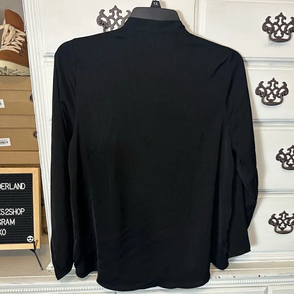 ‎Surplice Faux Wrap Top - Image 13