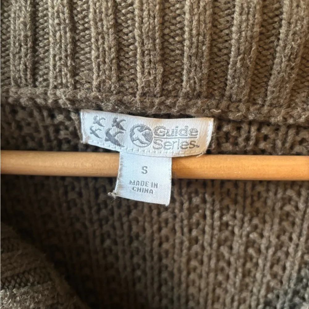 Heavy Knit Olive Green Sweater - Image 6