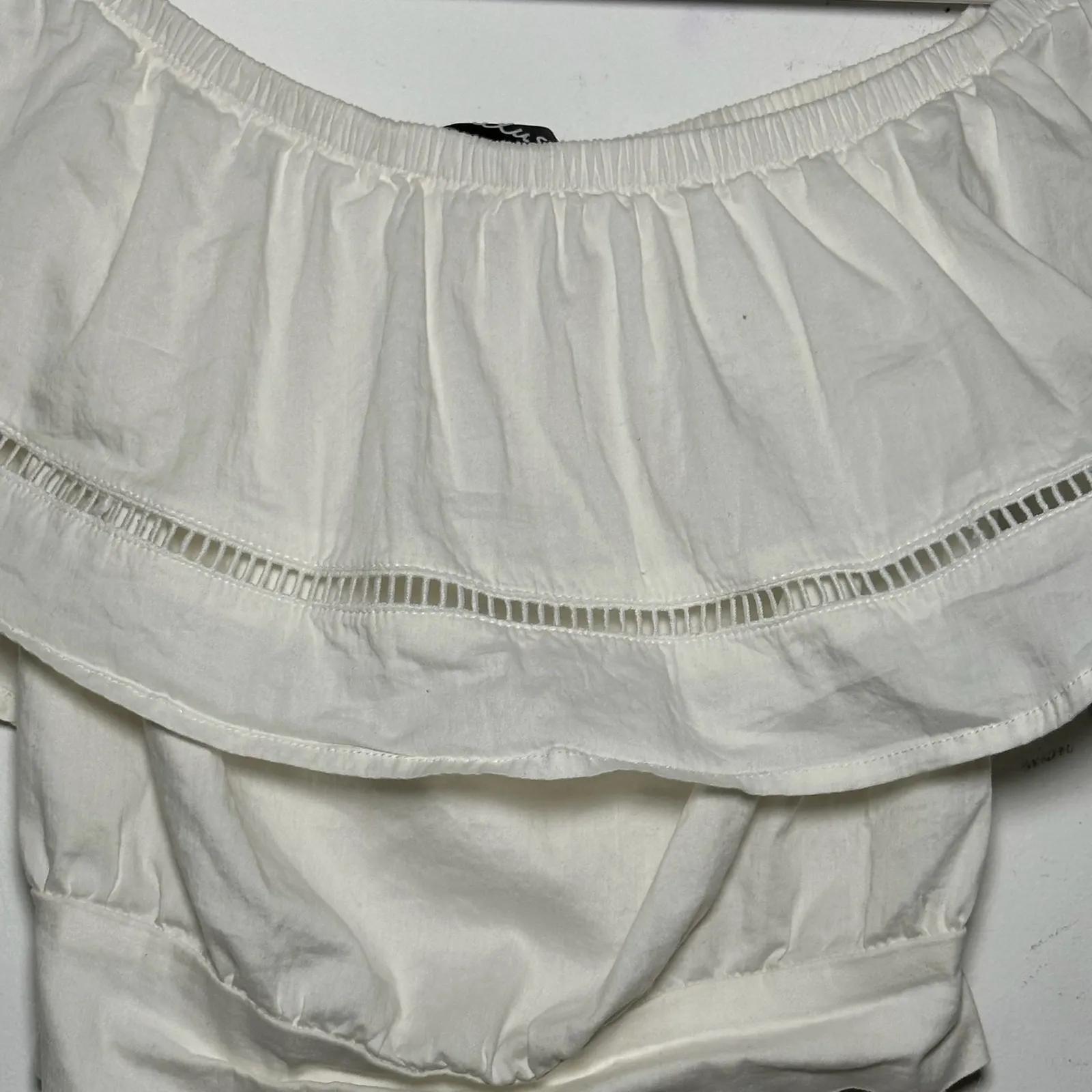 Lulus White Ruffle Off The Shoulder Cropped Top Size S Eyelet Trim Smocked Hem - Image 9