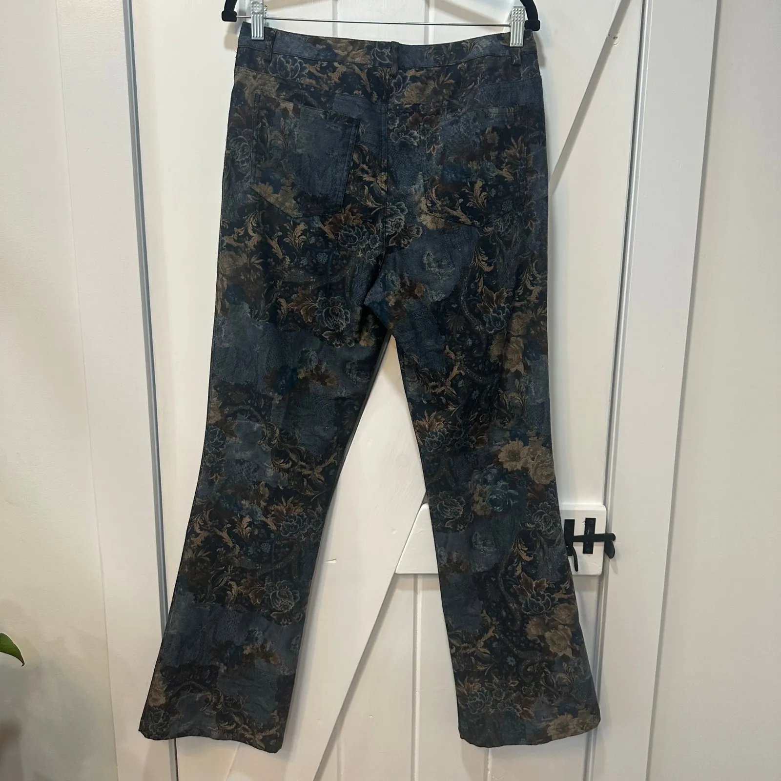 Sno Skins Womens Pants Vintage 10 Tapestry Renaissance Floral Bootcut Dark Blue - Image 7