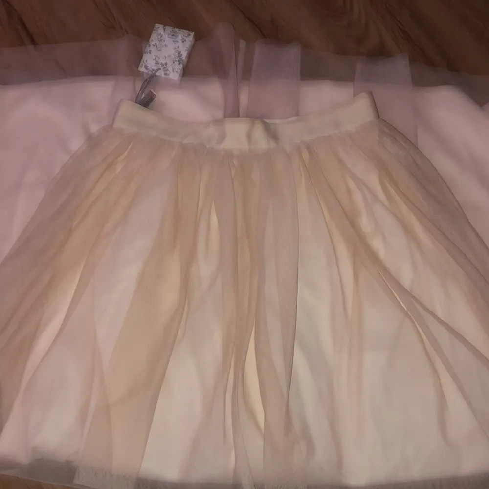 NWT Lauren Conrad 8 runway long tulle tutu skirt - Image 4