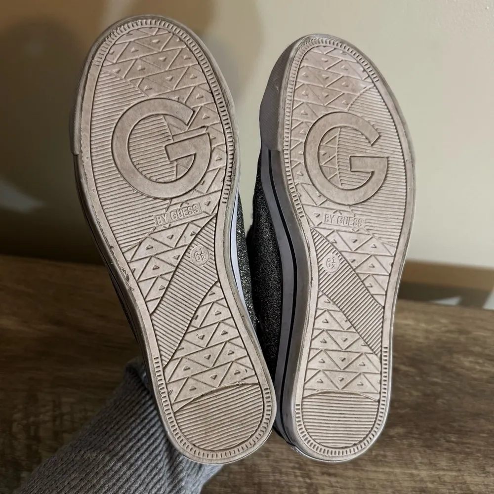 G by Guess Glitter High Top Sneakers Women’s Size 6.5 Stud Detail - Image 9