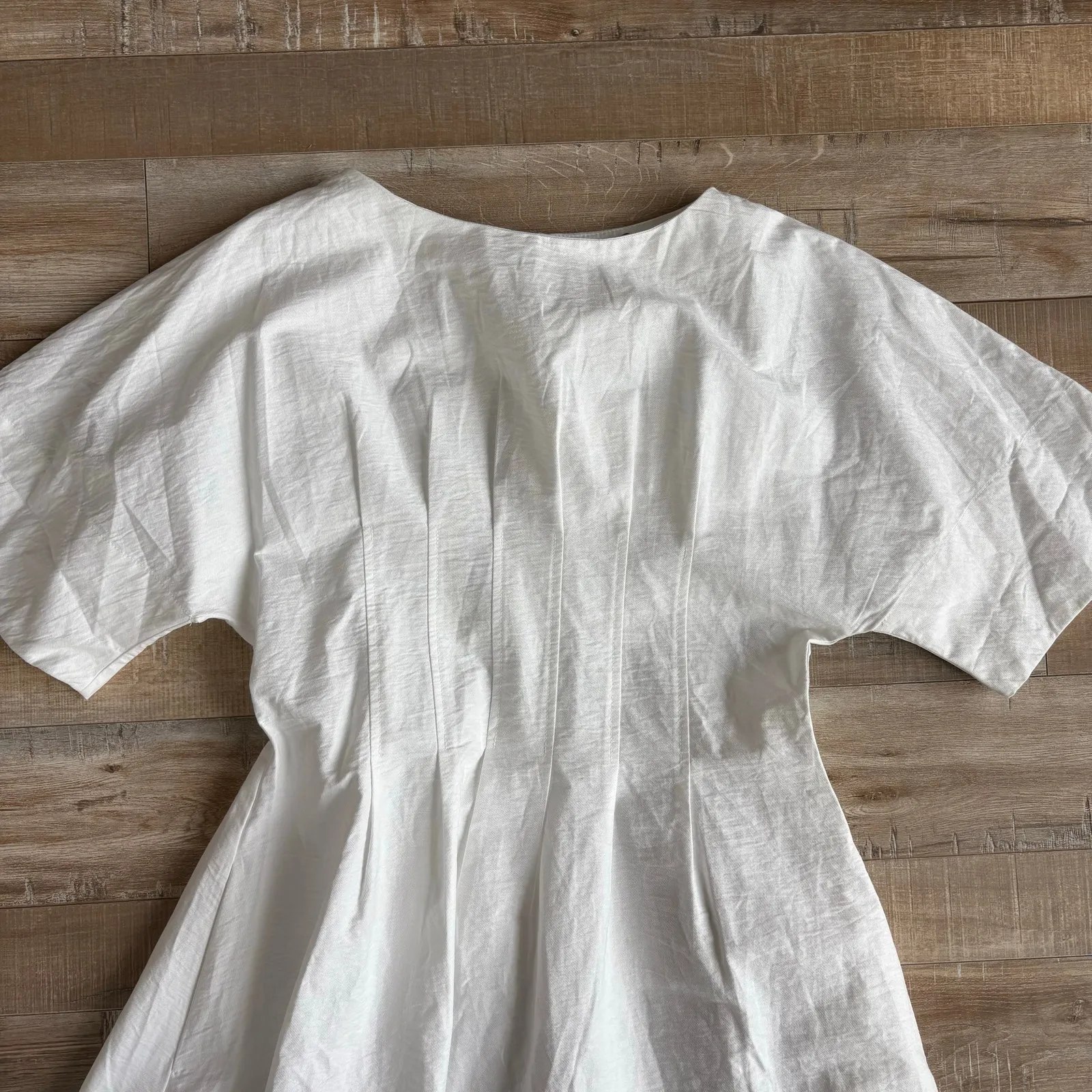 DISSH Daphne White Sleeved Mini Dress Size 6 - Image 3