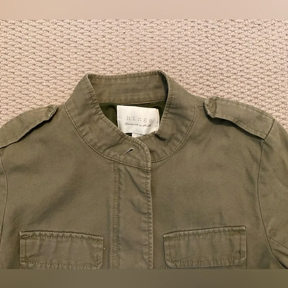 Hinge military style army, utility  green canvas jacket size small. - Image 7