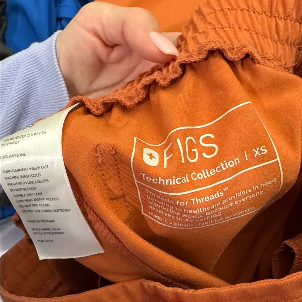 Figs Terracotta Scrub Set po 2829 - Image 3