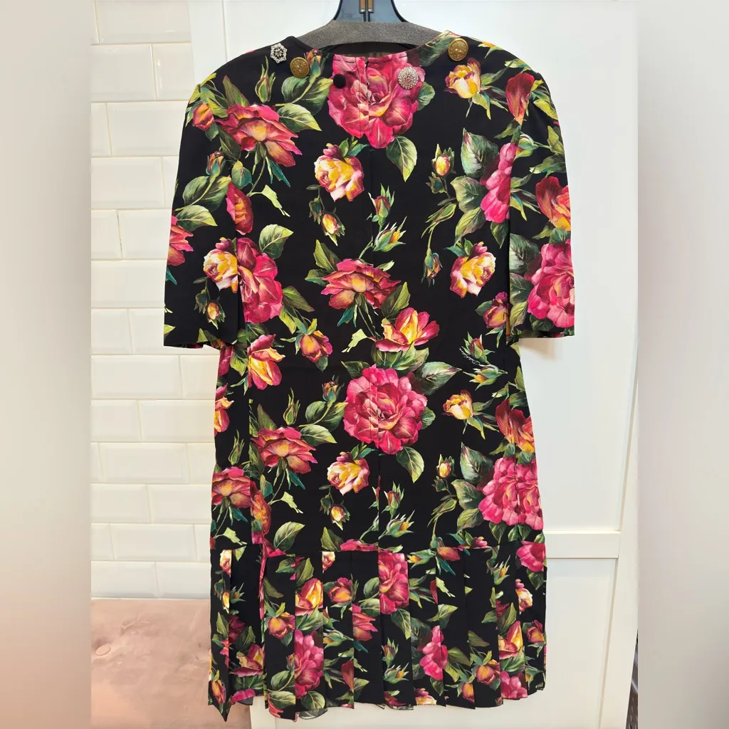 Dolce & Gabbana Black Dress with Pink and Green Floral Design - Image 7