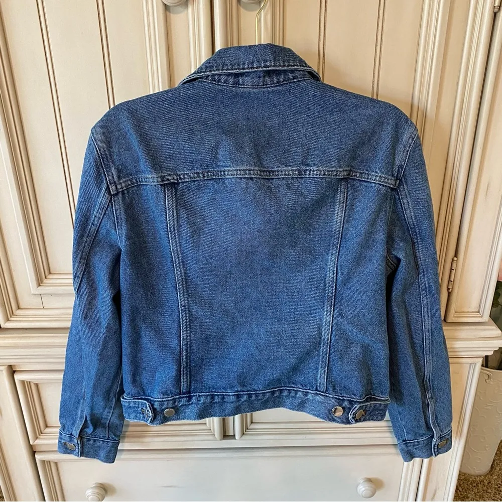 Women’s H&M Button Up Divided Medium Blue Denim Jean Jacket Sz10 NWOT - Image 2