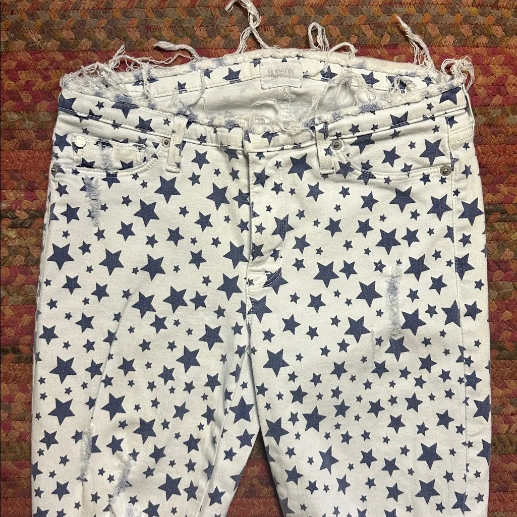 HUDSON KRISTA CROP BLUE STAR PRINT STRETCH DISTRESSED SKINNY JEANS - Image 2