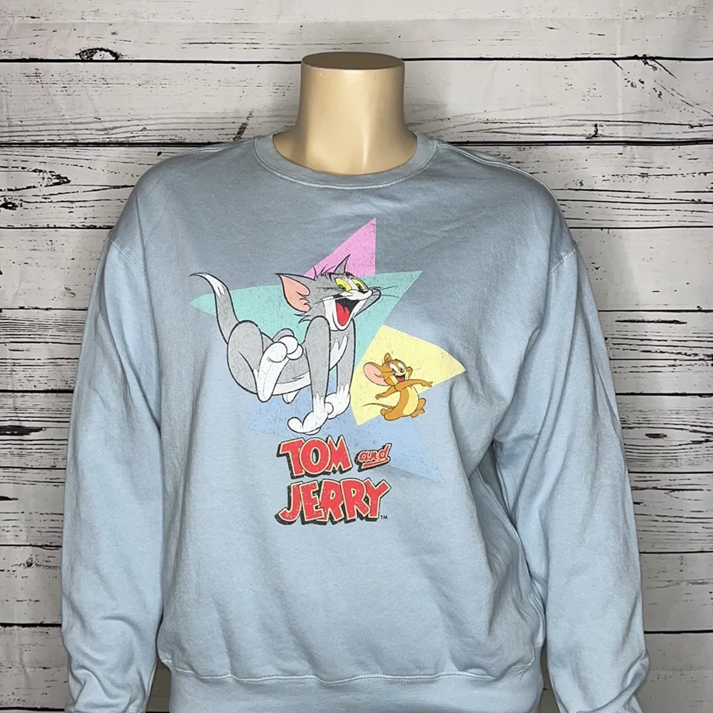 Tom and Jerry NWT Sz XL Blue - Image 2