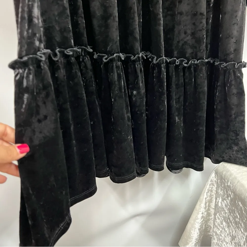 Torrid size 2 black velvet sweater dress velour long sleeve w/pockets - Image 5